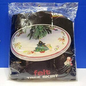Vintage Titan Christmas Felt Tree Skirt Kit Teddy Bears